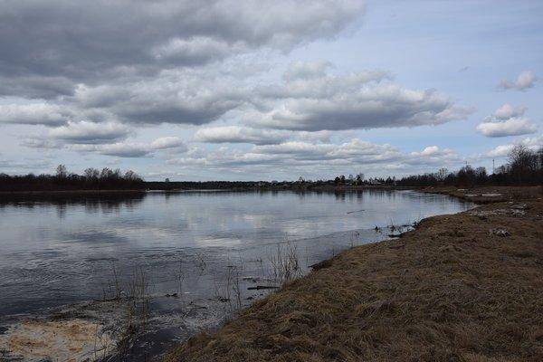 Открытие сезона жидкой воды 2016 Молога 008 2.jpg