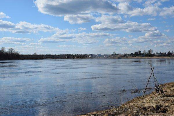 Открытие сезона жидкой воды 2016 Молога 042 2.jpg