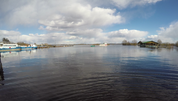 vlcsnap-2017-03-30-21h10m00s854.thumb.pn